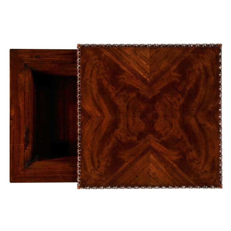 Фото Стол под лампу - стиль Английская классика - Для гостиной - Купить в Интернет-магазине Фото Стол под лампу - стиль Английская классика - Для гостиной - Купить в Интернет-магазине