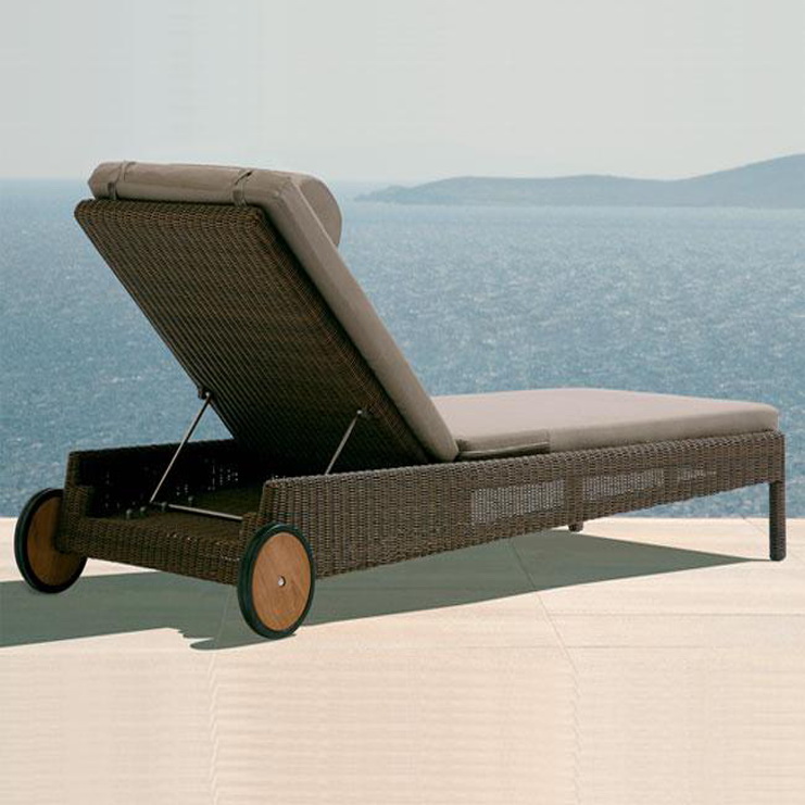 Фото Шезлонг - стиль Современный - Для терраса и бассейна - Купить в Интернет-магазине Фото Шезлонг - стиль Современный - Для терраса и бассейна - Купить в Интернет-магазине