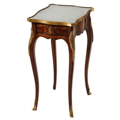 Фото Стол под лампу - стиль Английская классика - Для гостиной - Купить в Интернет-магазине