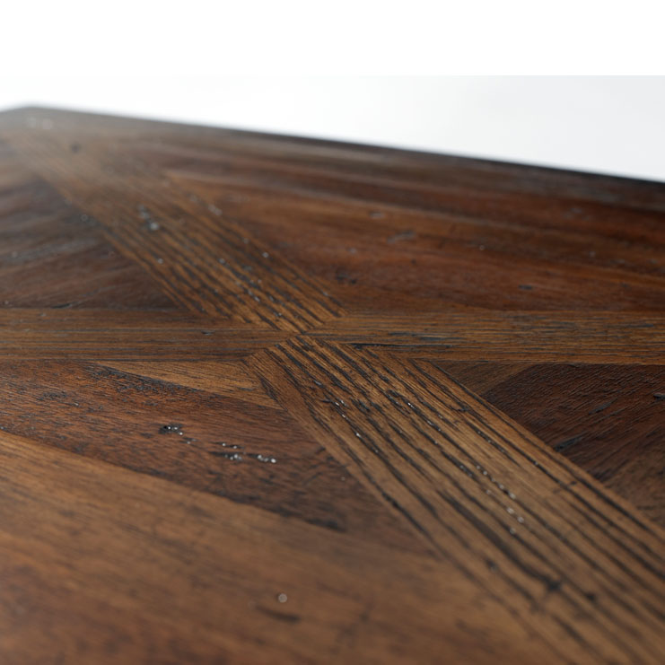 Фото Стол под лампу - стиль Американское наследство - Для гостиной - Купить в Интернет-магазине