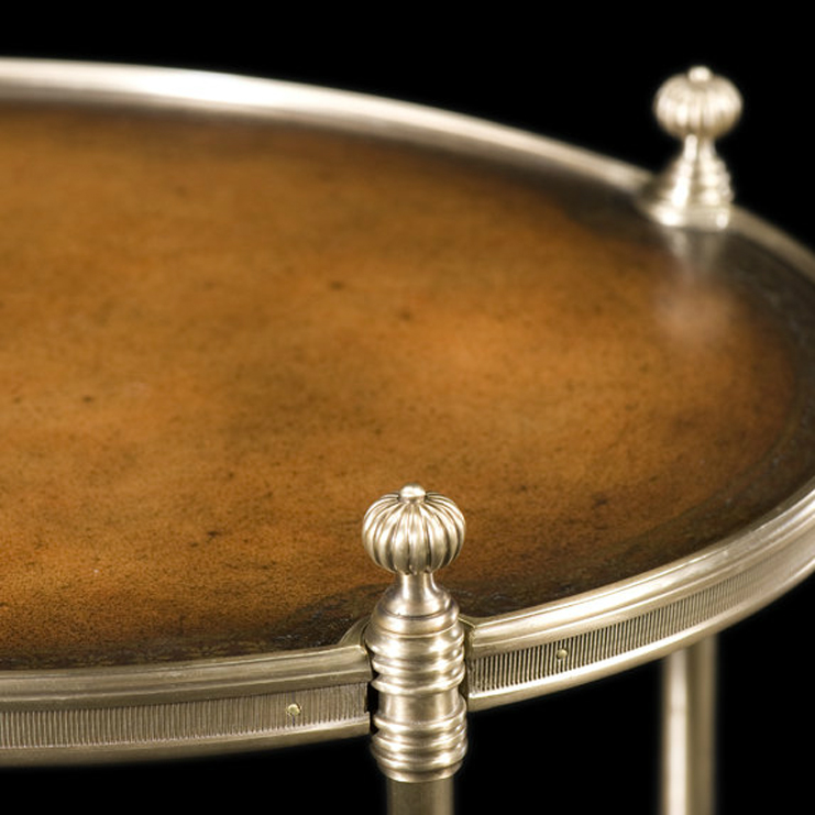 Фото Стол под лампу - стиль Английская классика - Для гостиной - Купить в Интернет-магазине Фото Стол под лампу - стиль Английская классика - Для гостиной - Купить в Интернет-магазине