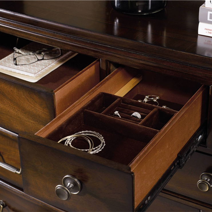 Фото Комод для спальни - стиль Современная классика - Для спальни - Купить в Интернет-магазине