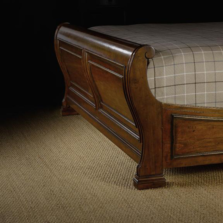 Фото Кровать - стиль Американская классика - Для спальни - Купить в Интернет-магазине