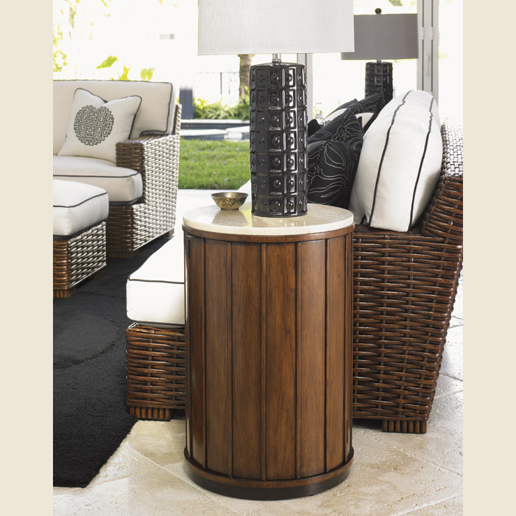 Фото Стол под лампу - стиль Современное кантри - Для гостиной - Купить в Интернет-магазине