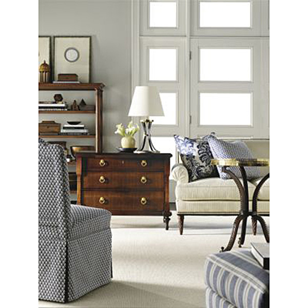 Фото Диван малый - стиль Alexa Hampton - Для гостиной - Купить в Интернет-магазине