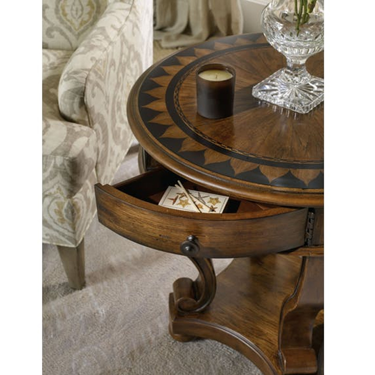 Фото Стол под лампу - стиль Американская классика - Для гостиной - Купить в Интернет-магазине