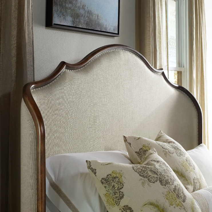 Фото Кровать - стиль Американская классика - Для спальни - Купить в Интернет-магазине