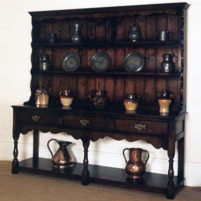 Фото Комод/буфет широкий - стиль Тюдор и готика - Для столовой - Купить в Интернет-магазине