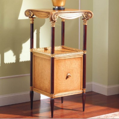 Фото Стол под лампу - стиль Русский дворцовый - Для гостиной - Купить в Интернет-магазине