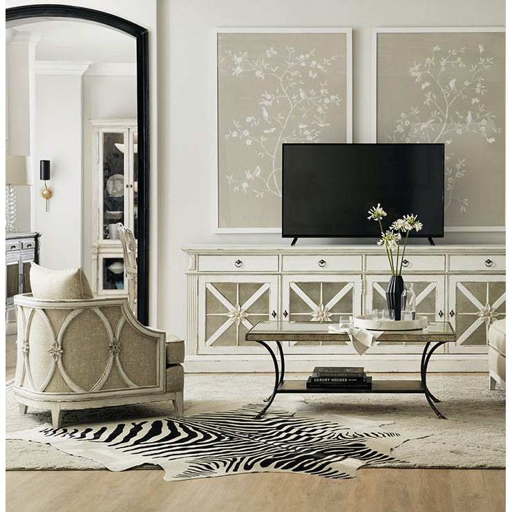 Фото Кресло на деревянной раме - стиль Американское наследство - Для гостиной - Купить в Интернет-магазине Фото Кресло на деревянной раме - стиль Американское наследство - Для гостиной - Купить в Интернет-магазине