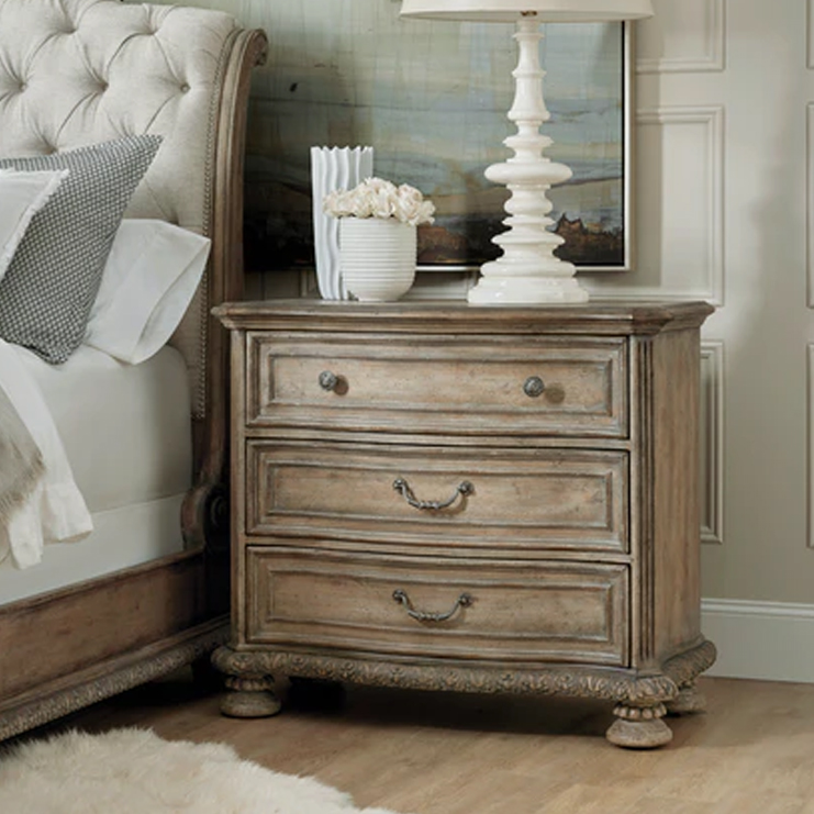 Фото Комод/буфет узкий - стиль Современная классика - Для спальни - Купить в Интернет-магазине