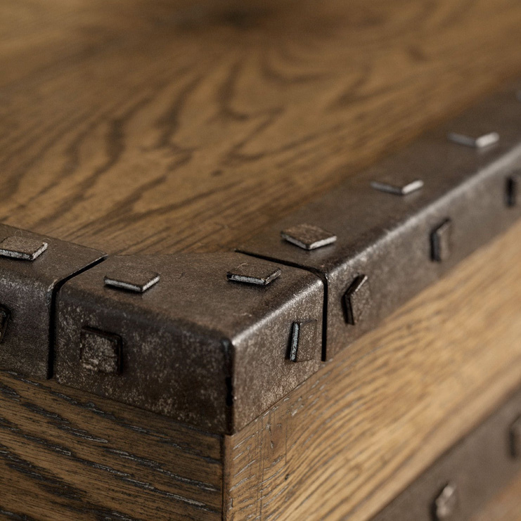 Фото Стол игральный/ чайный/центральный - стиль Американская классика - Для комната развлеченья - Купить в Интернет-магазине