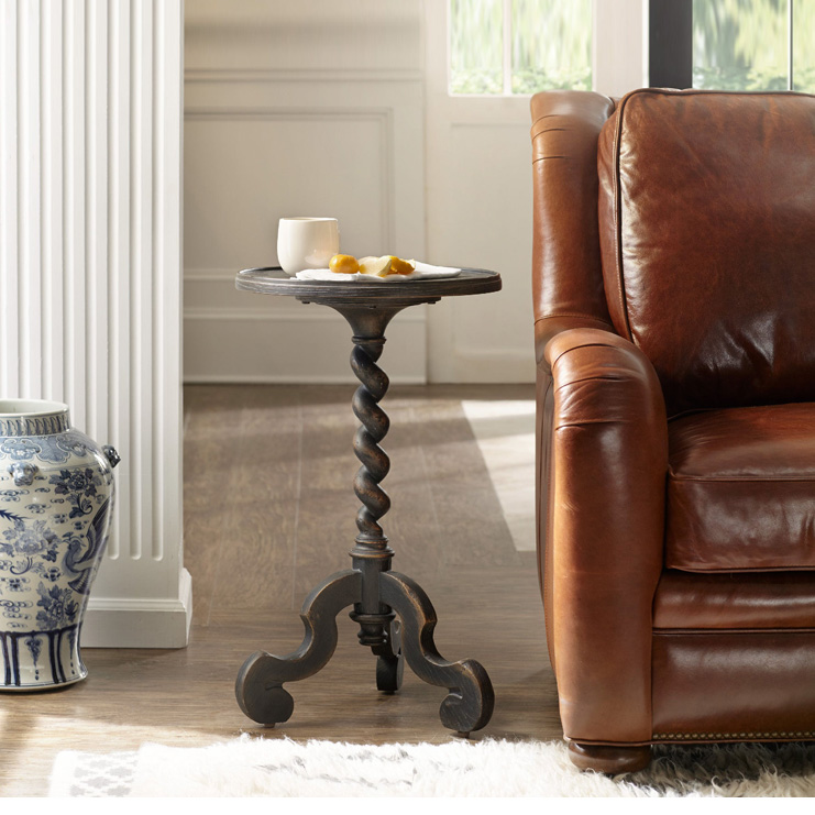 Фото Стол под лампу - стиль Американская классика - Для столовой - Купить в Интернет-магазине