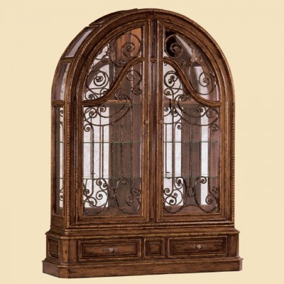 Фото Витрина широкая - стиль Роскошное шале - Для гостиной - Со стеклянными дверями - Marge Carson - Country manor - Купить в Интернет-магазине