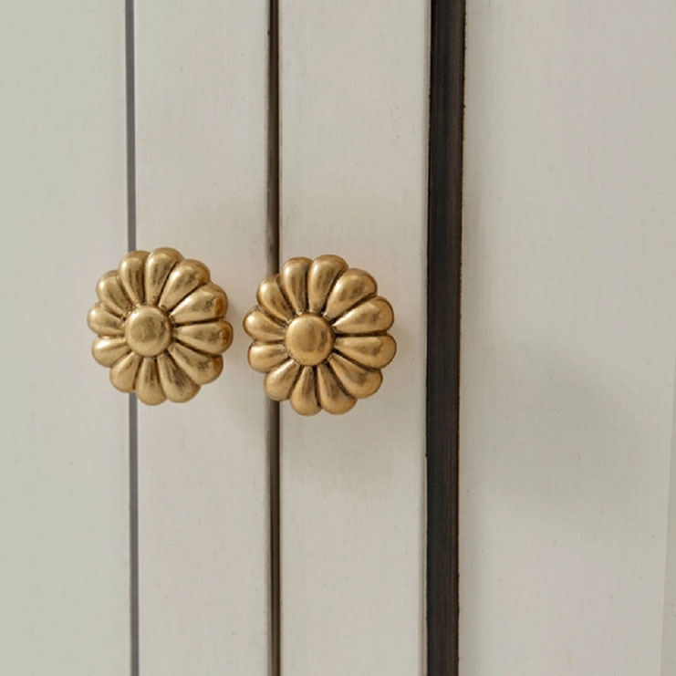 Фото Комод/буфет широкий - стиль Современная классика - Для столовой - Купить в Интернет-магазине