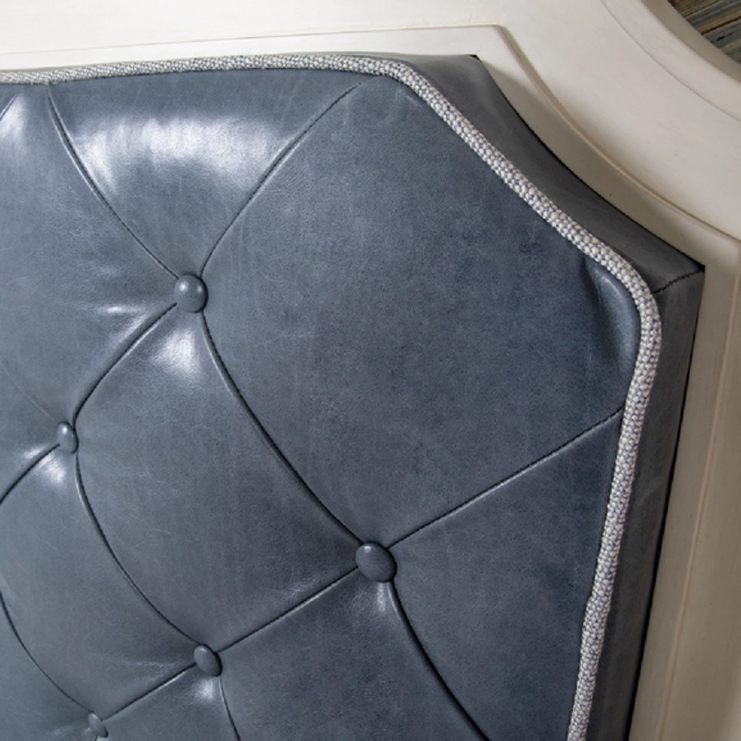 Фото Кровать - стиль Современная классика - Для спальни - Купить в Интернет-магазине Фото Кровать - стиль Современная классика - Для спальни - Купить в Интернет-магазине