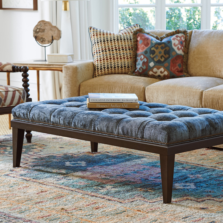 Фото Пуф, банкетка - стиль Современная классика - Для гостиной - Купить в Интернет-магазине