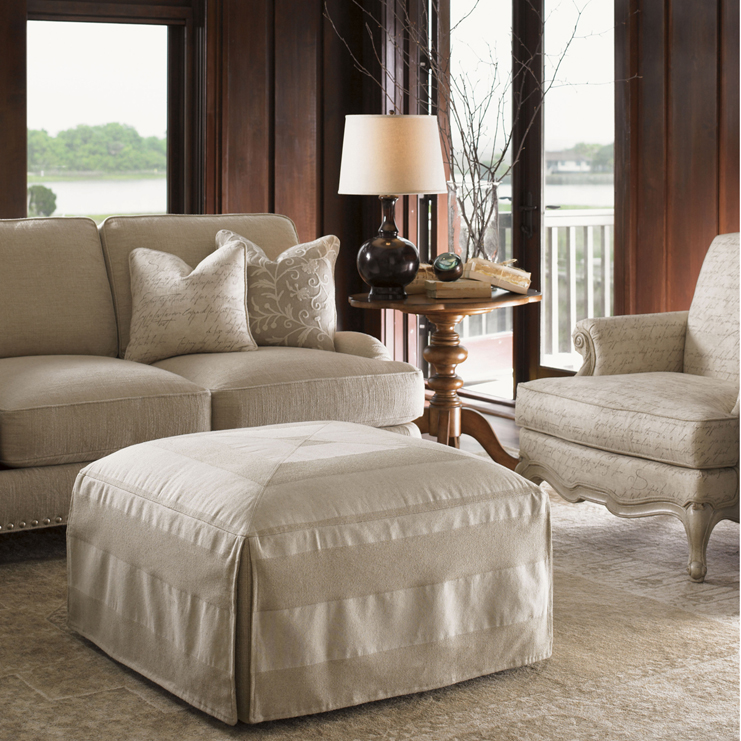 Фото Пуф, банкетка - стиль American Cottage - Для гостиной - Купить в Интернет-магазине