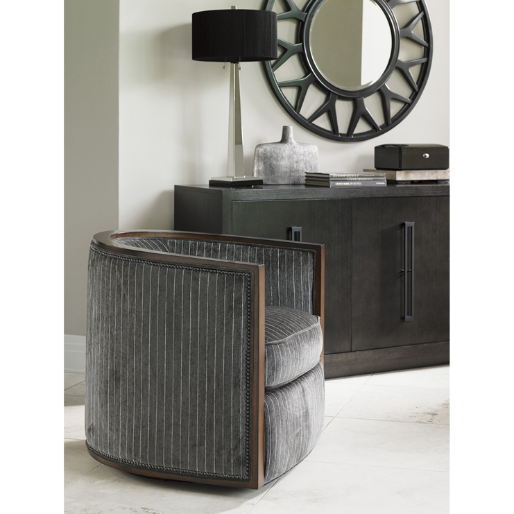 Фото Кресло обитое - стиль Современная классика - Для гостиной - удобное кресло производства США - Lexington - Carrera - Купить в Интернет-магазине