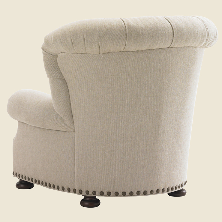 Фото Кресло обитое - стиль Европейская эклектика - Для гостиной - удобное кресло производства США - Lexington - Images of Courtrai - Купить в Интернет-магазине Фото Кресло обитое - стиль Европейская эклектика - Для гостиной - удобное кресло производства США - Lexington - Images of Courtrai - Купить в Интернет-магазине