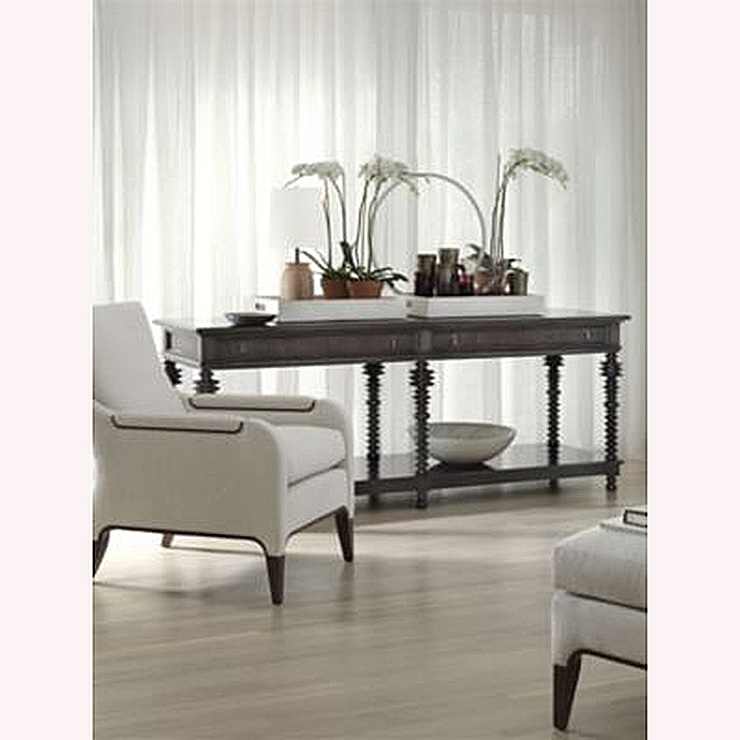 Фото Кресло обитое - стиль Современная классика - Для гостиной - удобное кресло производства США - Hickory Chair - Atelier - Купить в Интернет-магазине Фото Кресло обитое - стиль Современная классика - Для гостиной - удобное кресло производства США - Hickory Chair - Atelier - Купить в Интернет-магазине