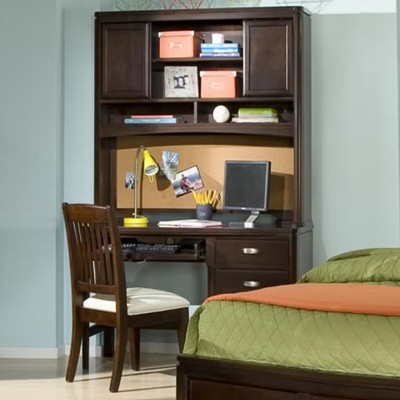 Фото Стол письменный детский - стиль Для мальчиков - Для детской - Купить в Интернет-магазине