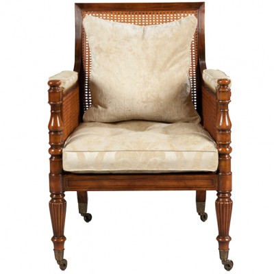 Фото Кресло на деревянной раме - стиль Английская классика - Для гостиной - Купить в Интернет-магазине