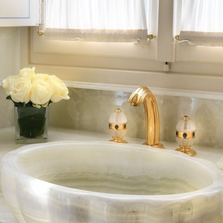 Фото Смеситель для раковины - стиль Европейский - Купить в Интернет-магазине Фото Смеситель для раковины - стиль Европейский - Купить в Интернет-магазине