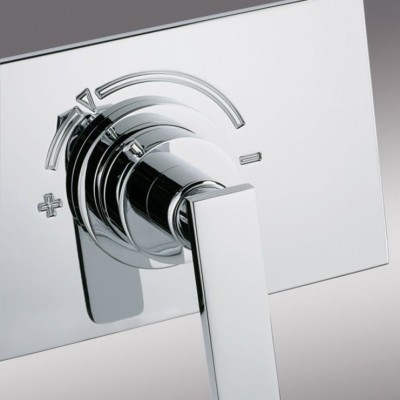 Фото Смеситель для душа и ванны - стиль Современный - Купить в Интернет-магазине