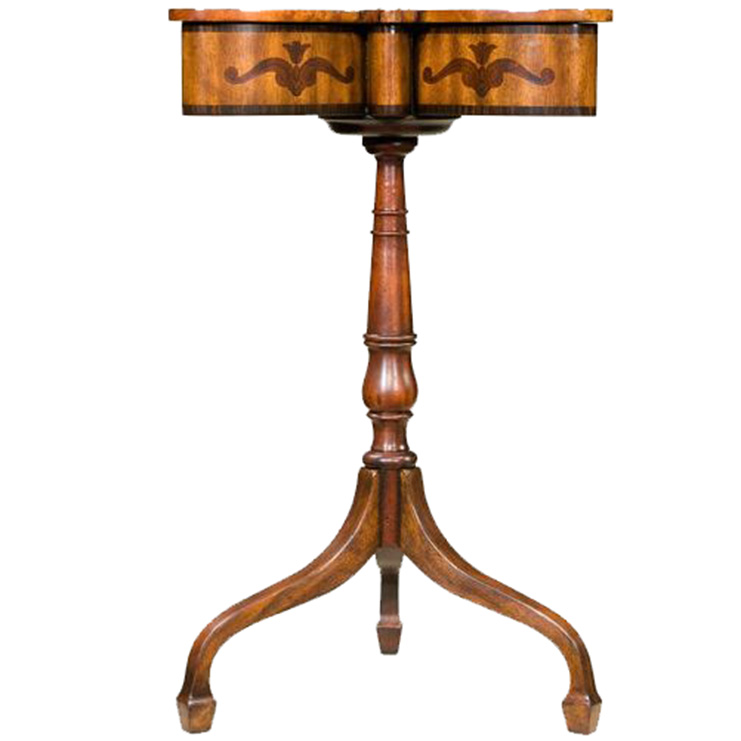 Фото Стол под лампу - стиль Английская классика - Для гостиной - Купить в Интернет-магазине