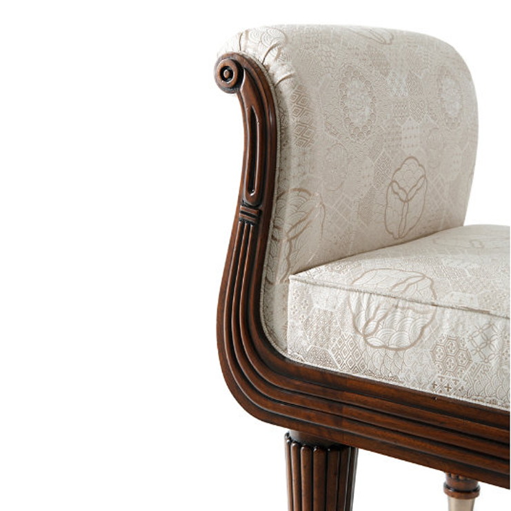 Фото Пуф, банкетка - стиль Английская классика - Для спальни - В наличии - Купить в Интернет-магазине Фото Пуф, банкетка - стиль Английская классика - Для спальни - В наличии - Купить в Интернет-магазине