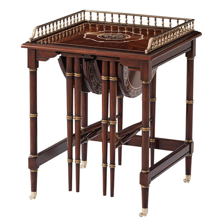 Фото Стол под лампу - стиль Английская классика - Для гостиной - В наличии - Купить в Интернет-магазине