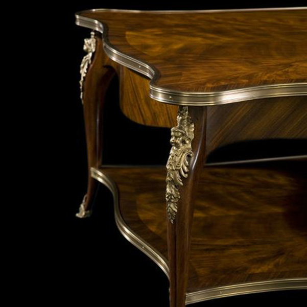 Фото Стол кофейный/журнальный - стиль Английская классика - Для гостиной - Купить в Интернет-магазине