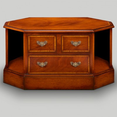 Фото ТВ консоль - стиль Английская классика - Для комната развлеченья - Купить в Интернет-магазине