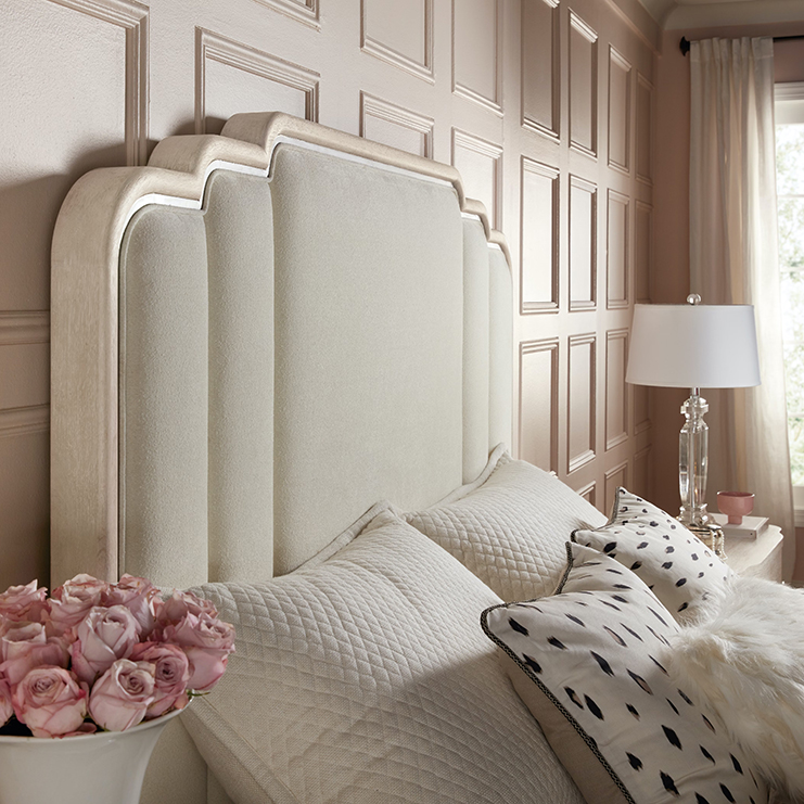 Фото Кровать - стиль Американская классика - Для спальни - Купить в Интернет-магазине