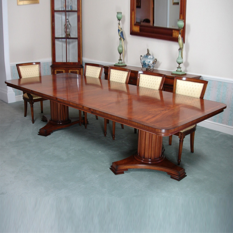 Фото Стол обеденный - стиль Английская классика - Для столовой - большие обеденные столы производства США - Charles Barr - Corinthian - Купить в Интернет-магазине