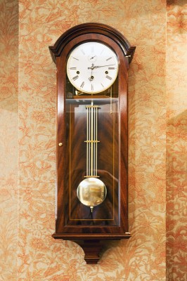 Фото Часы настенные - стиль Классический - Купить в Интернет-магазине