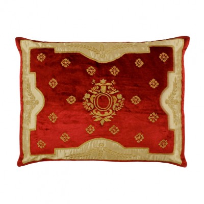Фото Подушка декоративная - стиль Английский - Красная - Купить в Интернет-магазине