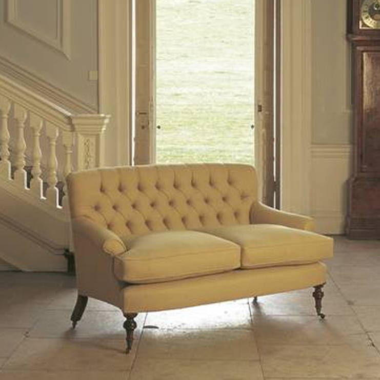 Фото Диван малый - стиль Викторианский - Для гостиной - Купить в Интернет-магазине
