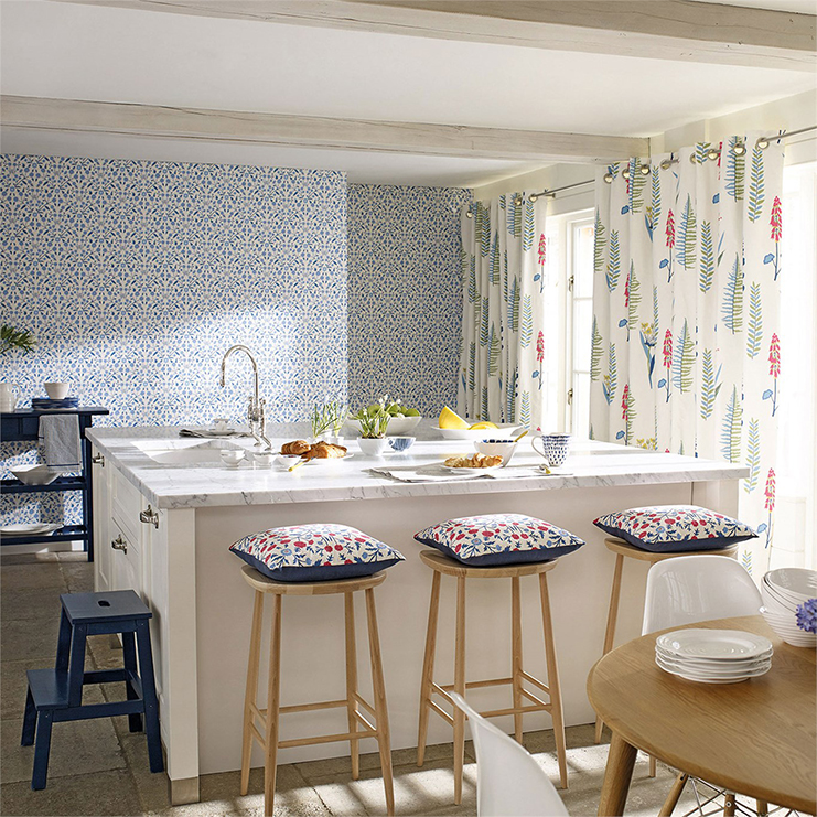 Фото Обои с рисунком - Цветы - стиль Английская классика - Голубы - Купить в Интернет-магазине Фото Обои с рисунком - Цветы - стиль Английская классика - Голубы - Купить в Интернет-магазине