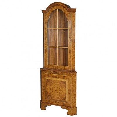 Фото Витрина узкая - стиль Английская классика - Для гостиной - Купить в Интернет-магазине