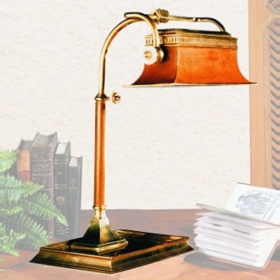 Фото Настольная лампа - стиль Американская классика - Металлическая - Купить в Интернет-магазине