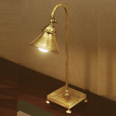 Фото Настольная лампа - стиль Английская классика - Металлическая - Купить в Интернет-магазине