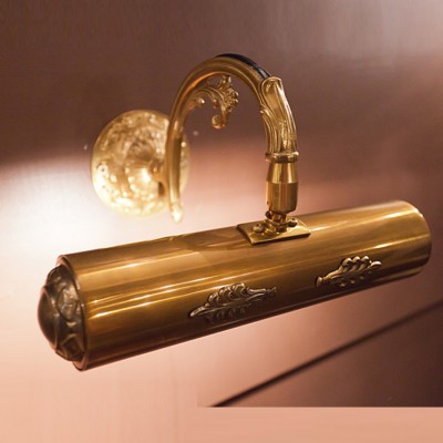 Фото Подсветка для картин - стиль Английская классика - Металлическая - Купить в Интернет-магазине