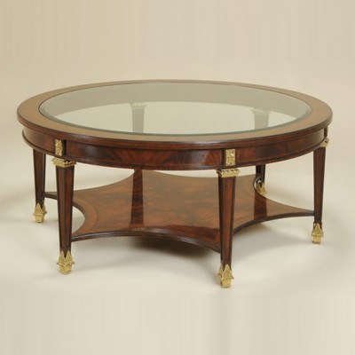 Фото Стол кофейный/журнальный - стиль Американская классика - Для гостиной - Купить в Интернет-магазине