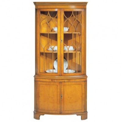 Фото Витрина узкая - стиль Английская классика - Для гостиной - Купить в Интернет-магазине