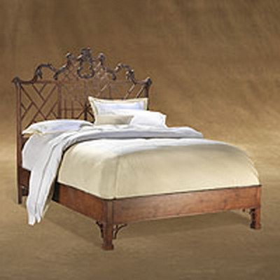 Фото Кровать - стиль Американская классика - Для спальни - Купить в Интернет-магазине