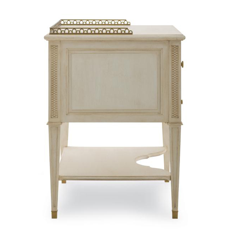 Фото Тумба прикроватная - стиль Charlotte Moss - Для спальни - Купить в Интернет-магазине