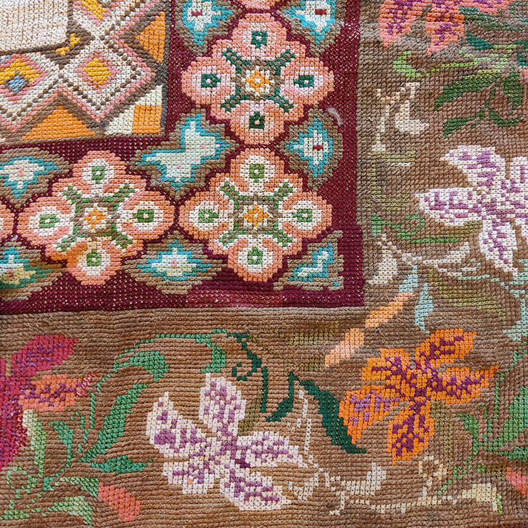 Фото Гобелен и нидлпойнт - стиль Восточный - В наличии - Купить в Интернет-магазине Фото Гобелен и нидлпойнт - стиль Восточный - В наличии - Купить в Интернет-магазине