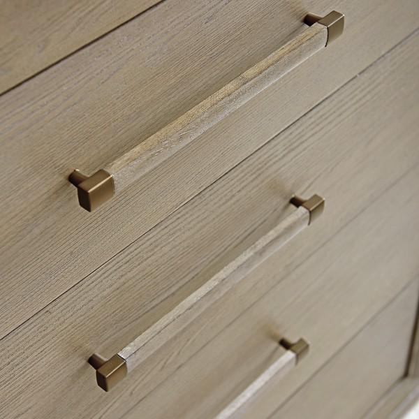 Фото Комод/буфет узкий - стиль Современная классика - Для гостиной - Купить в Интернет-магазине Фото Комод/буфет узкий - стиль Современная классика - Для гостиной - Купить в Интернет-магазине